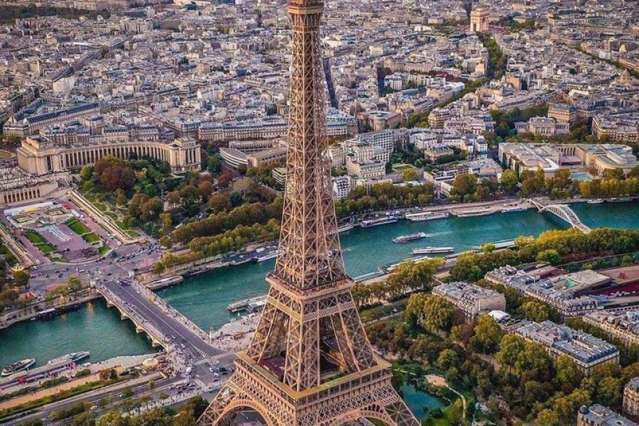 პარიზი (12თებერვალი – 15თებერვალი)