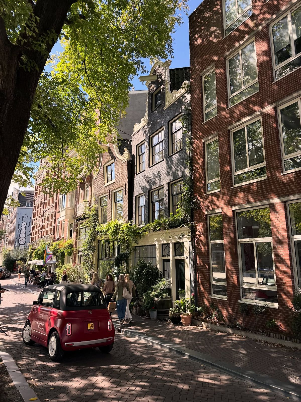 ამსტერდამი (23 აპრილი – 30 პრილი)