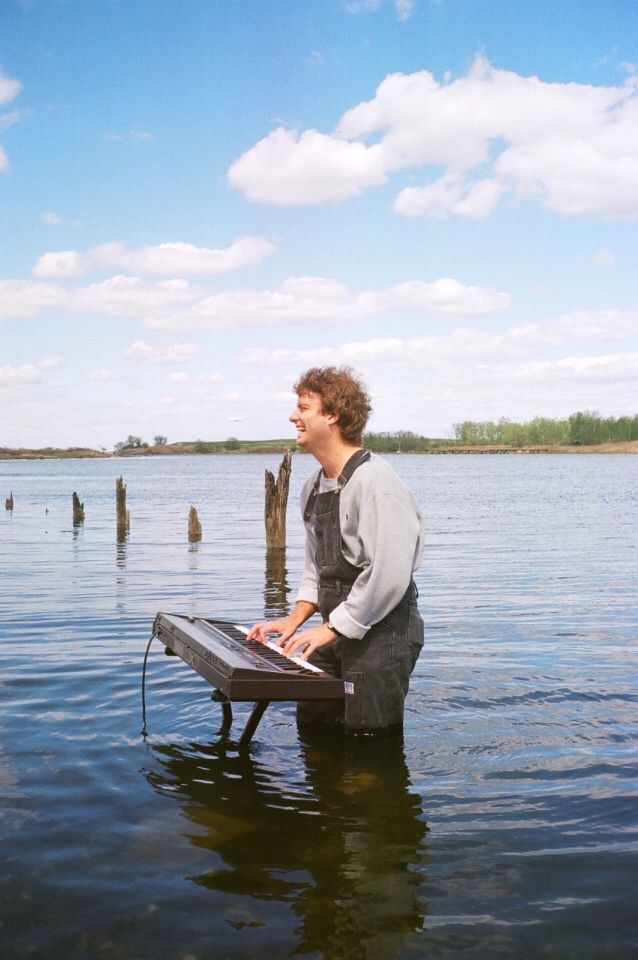 თურქეთი / სტამბოლი / Mac Demarco Concert (30 ივნისი-3 ივლისი)